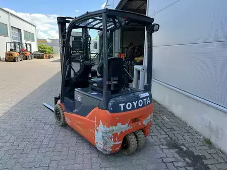 Ledestabler 2020  Toyota 8 FBE 16 T / 250 Std.! (2)