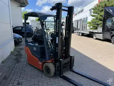 Ledestabler 2020  Toyota 8 FBE 16 T / 250 Std.! (3)