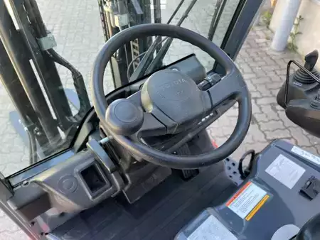Ledestabler 2020  Toyota 8 FBE 16 T / 250 Std.! (6)