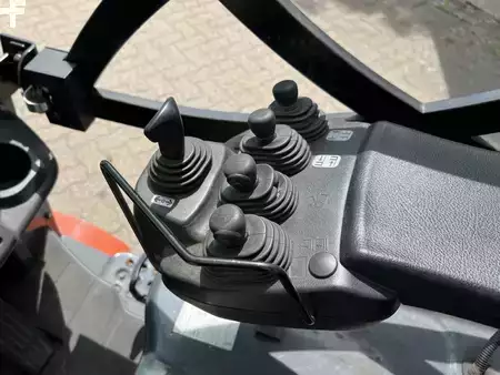 Eléctrica de 3 ruedas 2020  Toyota 8 FBE 20 T (5)