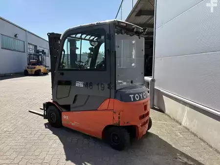 Elektro 4 Rad 2019  Toyota 8 FBMT 25 (2)