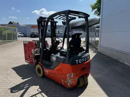 El Truck - 3-hjul 2018  Toyota 8 FBE 15 T / Akku 2025! (2)