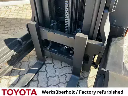 Rækketruck 2017  Toyota RRE 160 HR / Akku überh.! (9)