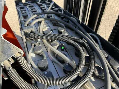 Työntömastotrukki 2020  Toyota RRE 140 H (9)