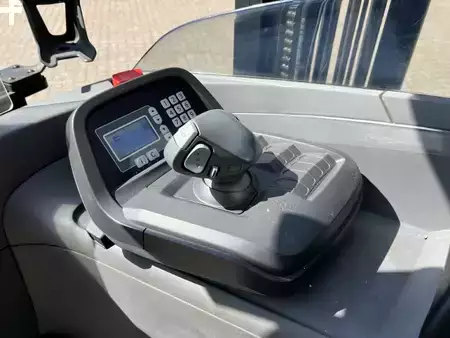 Schubmaststapler 2018  Toyota RRE 160 H (5)