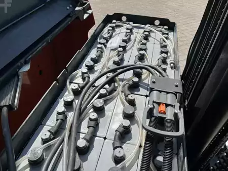 Schubmaststapler 2018  Toyota RRE 160 H (9)