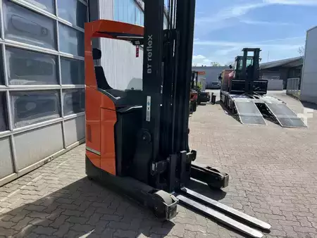 Schubmaststapler 2020  Toyota RRE 160 HE (4)