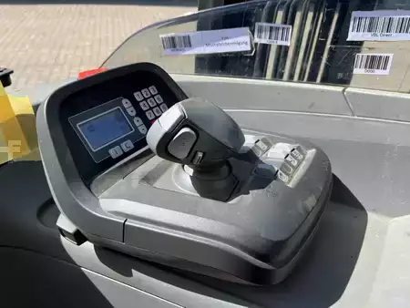 Schubmaststapler 2020  Toyota RRE 160 HE (6)