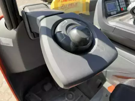 Schubmaststapler 2020  Toyota RRE 160 HE (7)