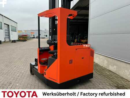 Chariots élévateurs à mât rétractable quadridirectionnel 2016  Toyota FRE 270 (3)