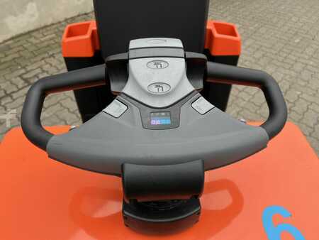 Prépateurs de commande horizontaux 2019  Toyota OSE 250 t-mote / 95h! (6)