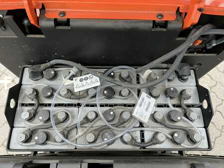 Prépateurs de commande horizontaux 2019  Toyota OSE 250 t-mote / 95h! (7)