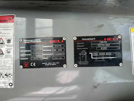 Dieseltrukki 2021  Heli CPCD 100 / 690 h! (6)