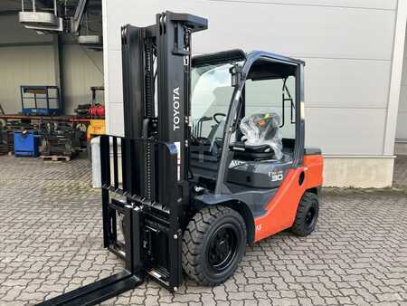 Dieselstapler 2024  Toyota 52-8 FDF 30 (1)