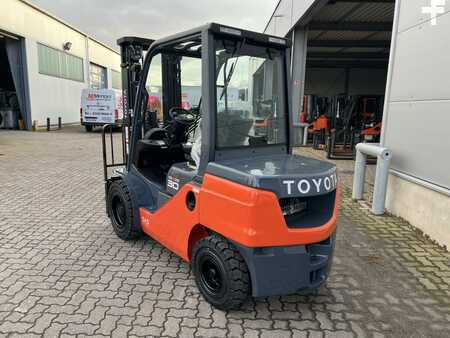 Dieselstapler 2024  Toyota 52-8 FDF 30 (2)