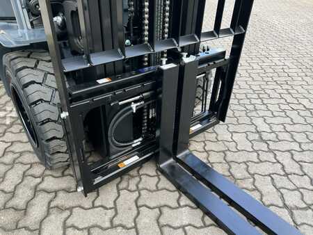 Dieselstapler 2024  Toyota 52-8 FDF 30 (9)