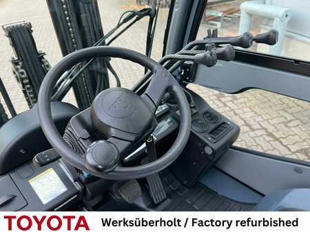 Carretilla elevadora diésel 2018  Toyota 02-8 FDF 30, 1.080 Std.! (4)