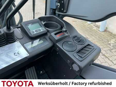 Carretilla elevadora diésel 2018  Toyota 02-8 FDF 30, 1.080 Std.! (5)