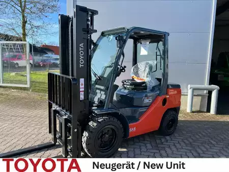 Dízel targoncák 2026  Toyota 52-8 FDF 30 (1)