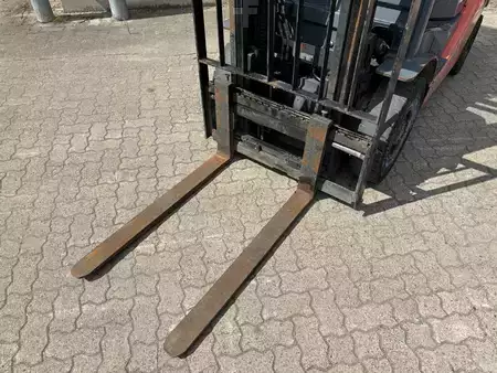 Dieselstapler 2017  Toyota 02-8 FDF 25 (9)