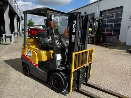 Treibgasstapler 2012  TCM FHG 18 T3 (3)