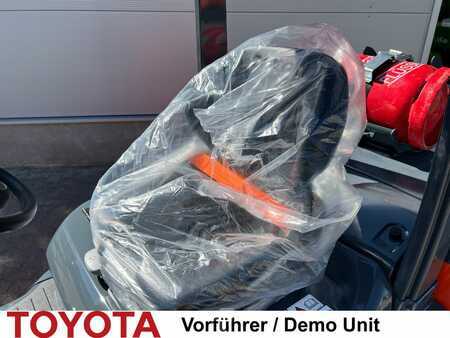 Carrelli elevatori GPL 2023  Toyota 02-8 FGF 30 / Demo (4)