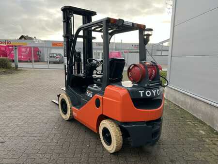LPG Forklifts 2017  Toyota 02-8 FGF 25 (2)
