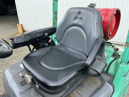 Gas truck 2007  Mitsubishi FG 18 N (4)