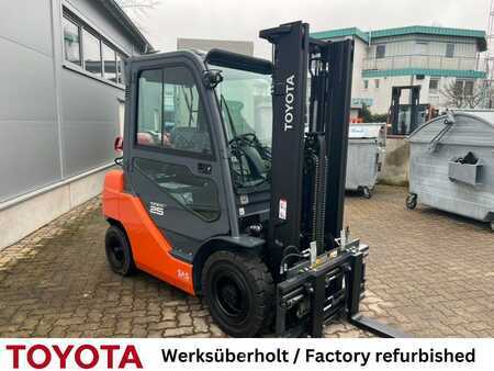 Treibgasstapler 2017  Toyota 06-8 FG 25 F / 640 Stunden! (3)
