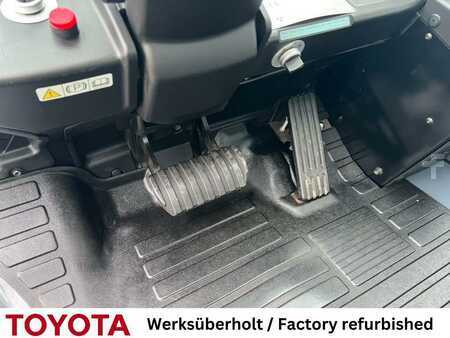 Treibgasstapler 2017  Toyota 06-8 FG 25 F / 640 Stunden! (8)