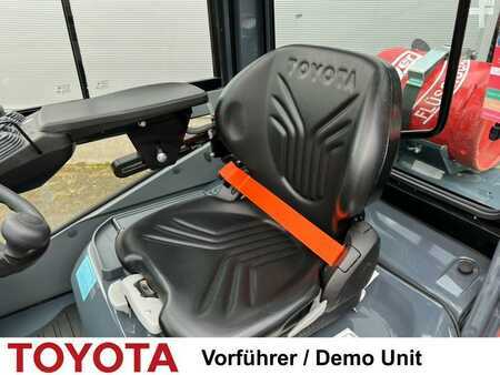 Chariots élévateurs GPL 2022  Toyota 02-8 FGF 25 Vorführer (4)