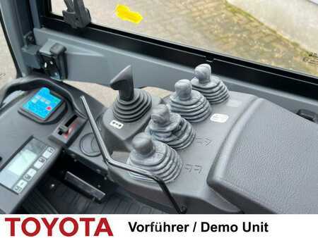 Chariots élévateurs GPL 2022  Toyota 02-8 FGF 25 Vorführer (5)