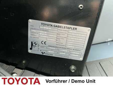 Chariots élévateurs GPL 2022  Toyota 02-8 FGF 25 Vorführer (7)