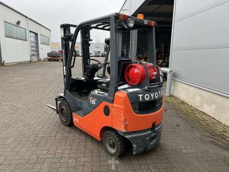 Toyota 02-8 FGF 15 / 1.270 Stunden!