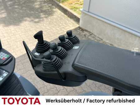 Wózki gazowe 2022  Toyota 02-8 FGF 18 / 810 Std.! (5)