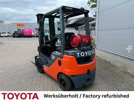 Wózki gazowe 2022  Toyota 02-8 FGF 18 / 770 Std.! (2)