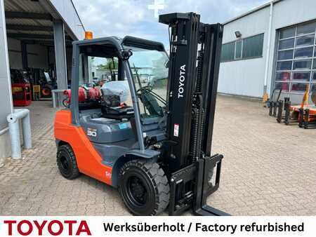 LPG VZV 2018  Toyota 02-8 FGF 30 (3)