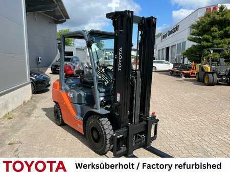 Chariots élévateurs GPL 2017  Toyota 02-8 FGF 25, Waage (3)