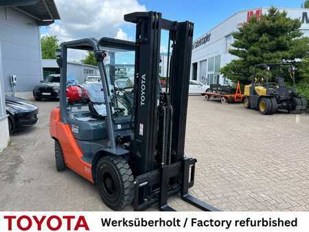Chariots élévateurs GPL 2017  Toyota 02-8 FGF 25, Waage (3)