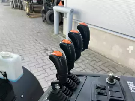 Gázüzemű targoncák 2019  Doosan G 35 C-7 (5)