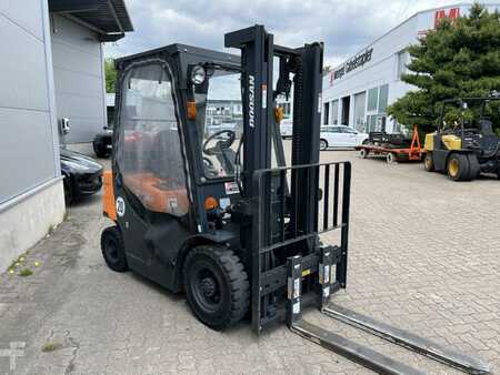 Chariots élévateurs GPL 2019  Doosan G 20 GX Plus (3)