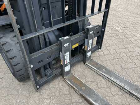 Chariots élévateurs GPL 2019  Doosan G 20 GX Plus (8)