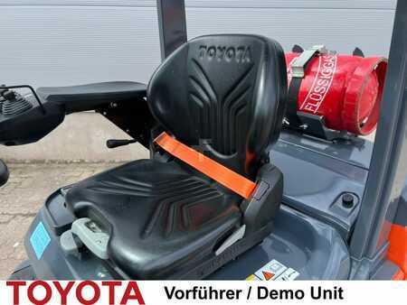 Treibgasstapler 2020  Toyota 02-8 FGF 25 / 80 Std.! (4)