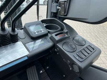 Chariots élévateurs GPL 2014  Toyota 02-8 FGF 25, 380h! (6)