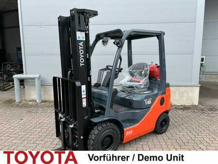 Chariots élévateurs GPL 2023  Toyota 02-8 FGF 18, Demo (1)