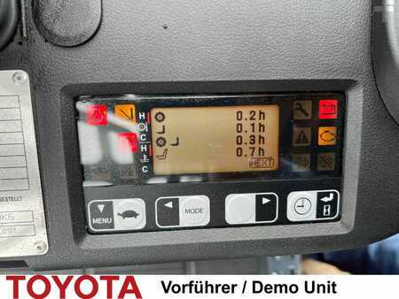 Chariots élévateurs GPL 2023  Toyota 02-8 FGF 18, Demo (6)
