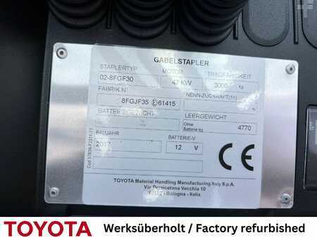 Treibgasstapler 2017  Toyota 02-8 FGF 30 (7)