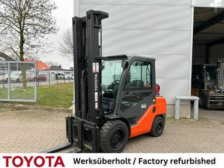 LPG heftrucks 2017  Toyota 02-8 FGF 35 (1)