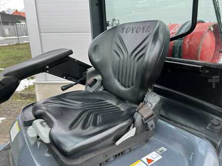 Carretilla elevadora GLP 2018  Toyota 8 FG 45 N (4)