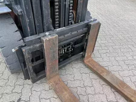 Gas truck 2017  Toyota 8 FG 45 N (10)